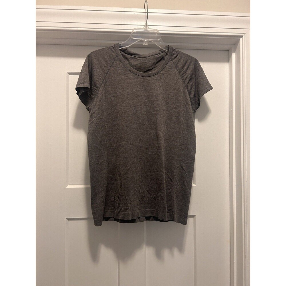 Spanx Women’s Active Gray Seamless Short Sleeve T-Shirt Size Large